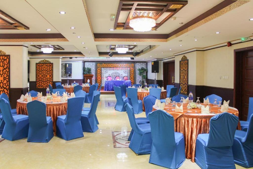 Clifton International Hotel Fujairah Exterior foto