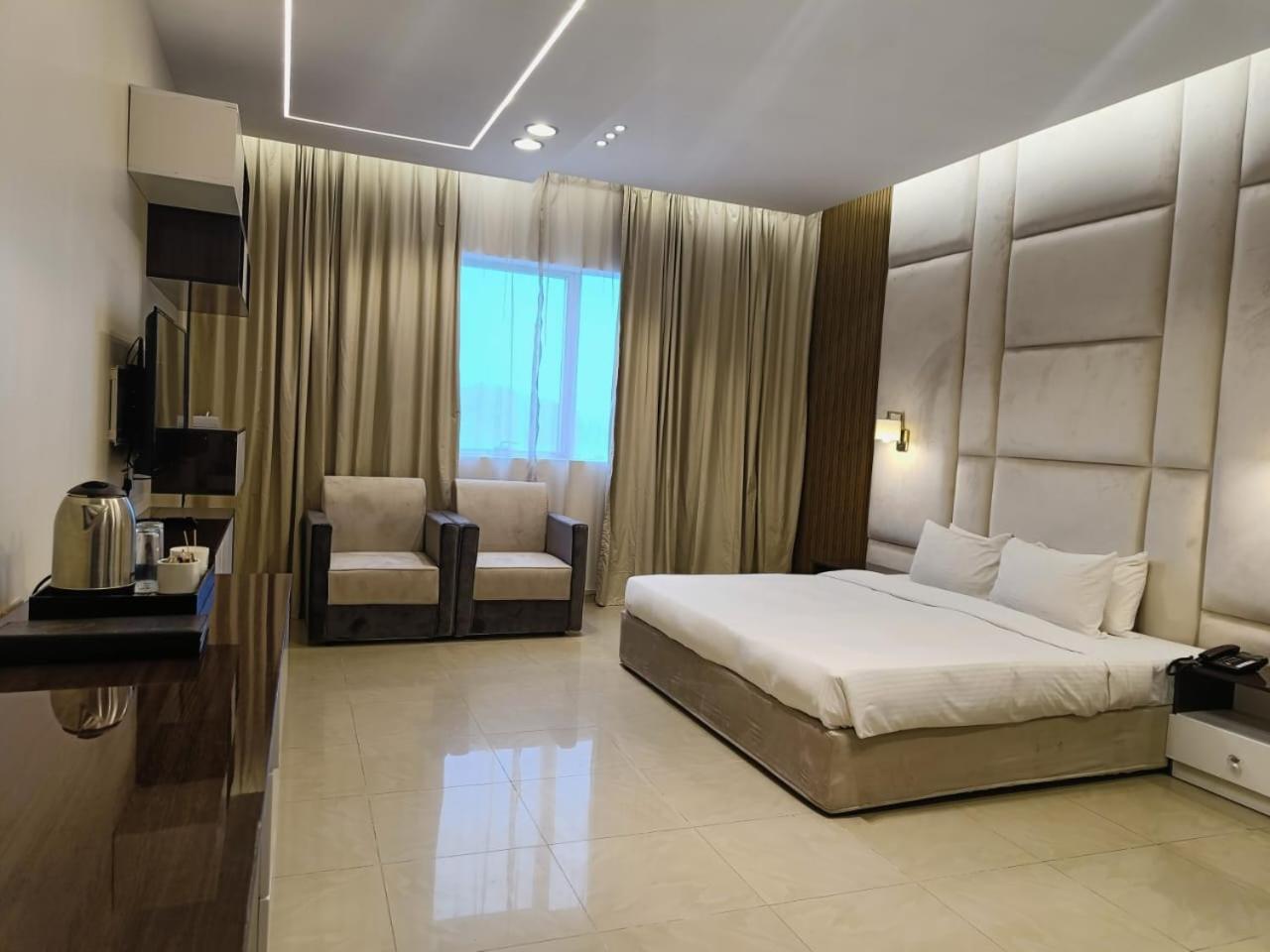 Clifton International Hotel Fujairah Exterior foto